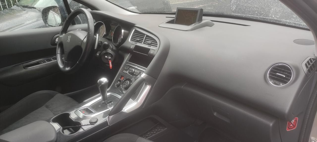 PEUGEOT 3008 110CV MOTORE NUOVO