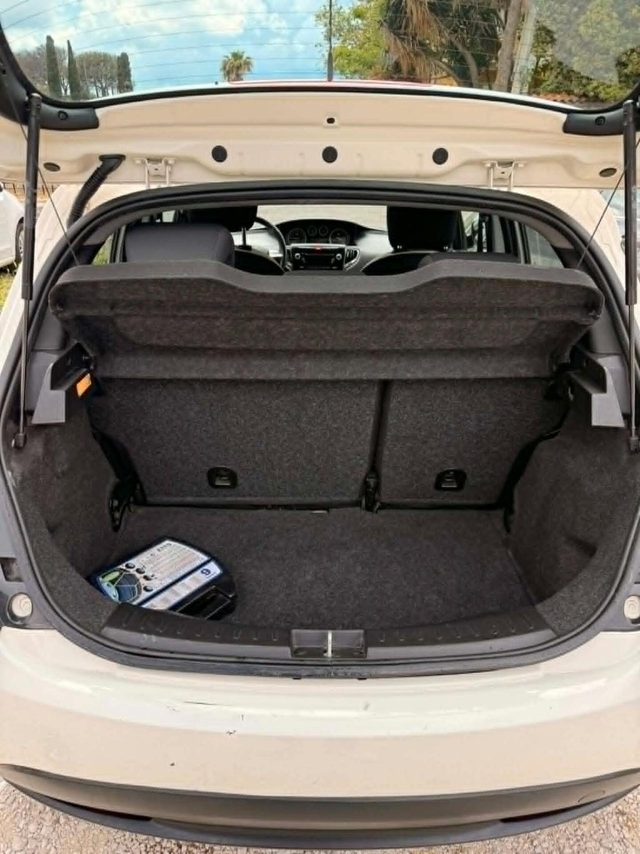 Lancia Ypsilon Elefantino 1.3Mjt 95cv Ok Neop.