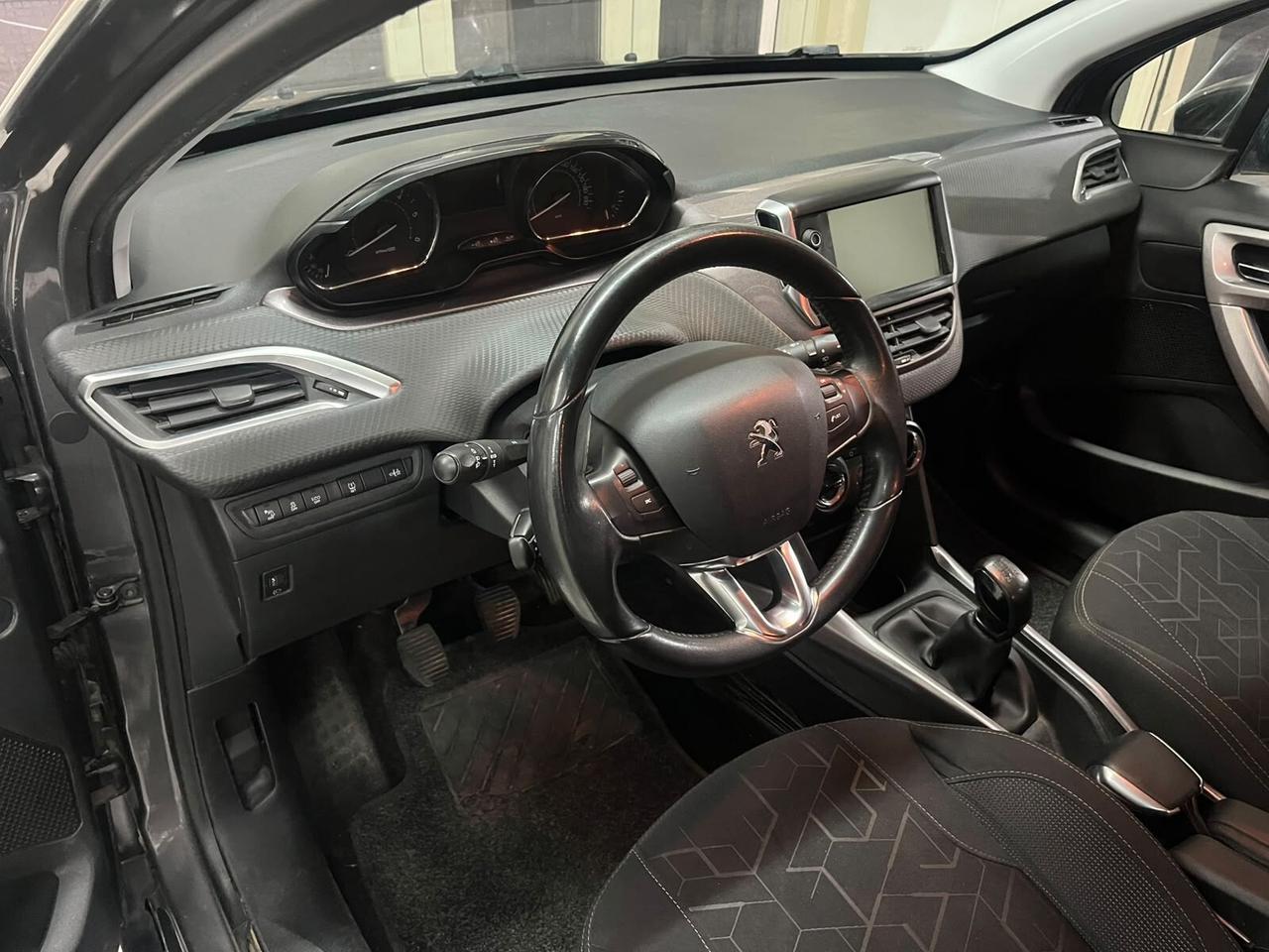 Peugeot 2008 1.6 e-HDi 92 CV *NEOPATENTATI*