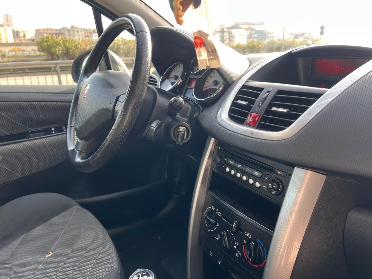 Peugeot 207 1.4 88CV 5p. X Line unico pro con soldi 72 mila km