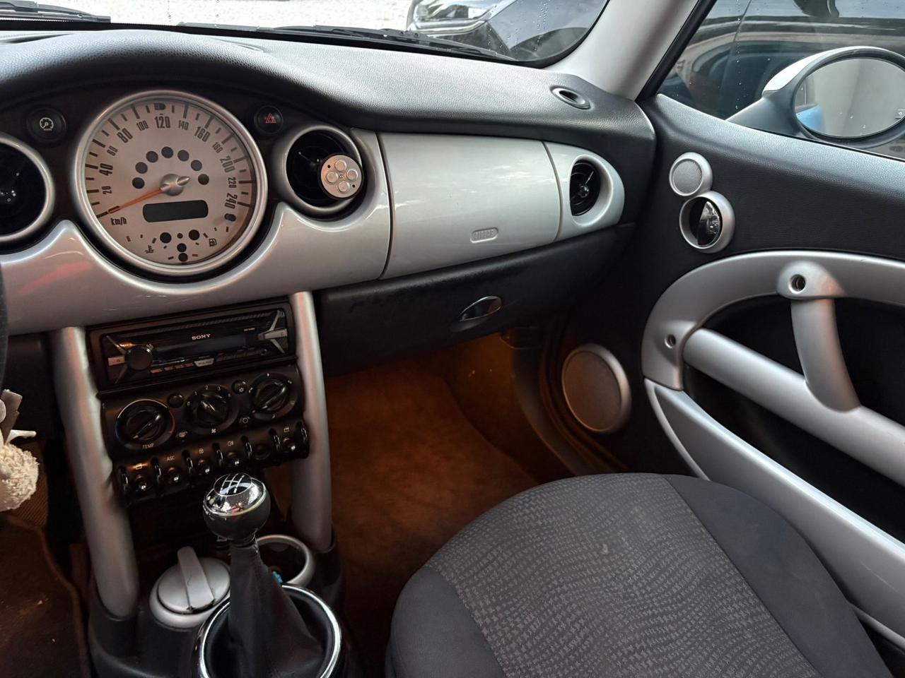 Mini 1.6 16V Cooper 115CV Ok Neopatentati