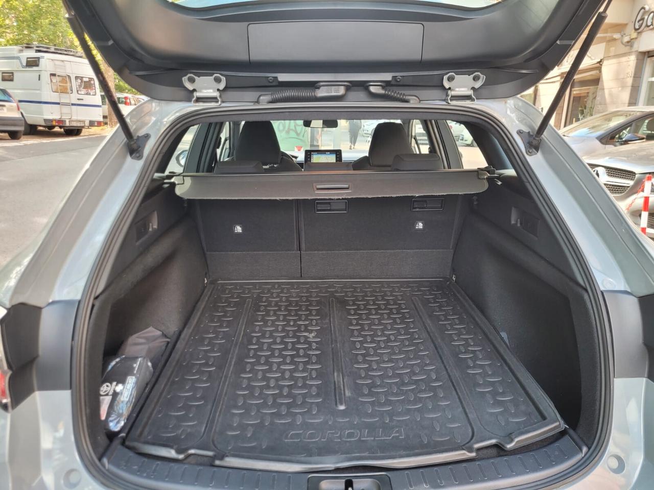 Toyota Corolla SW Hybrid Business NO OBBL. FINANZ.