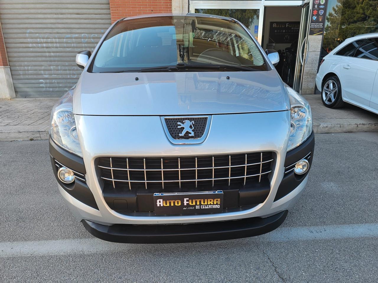 PEUGEOT 3008 1.6 HDI 115CV BUSINESS AUTO