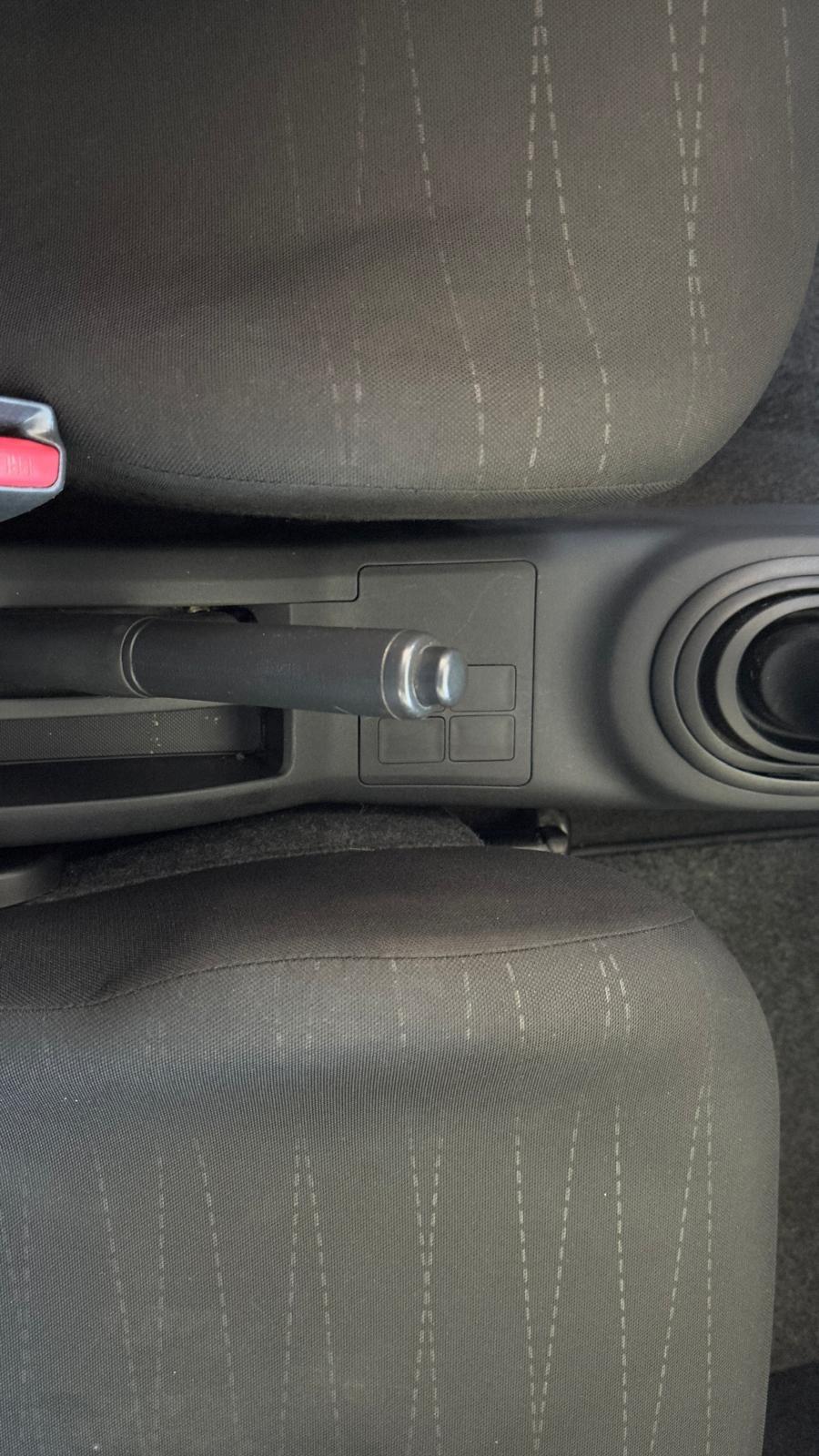 Toyota Yaris 1.0 5 porte Sol
