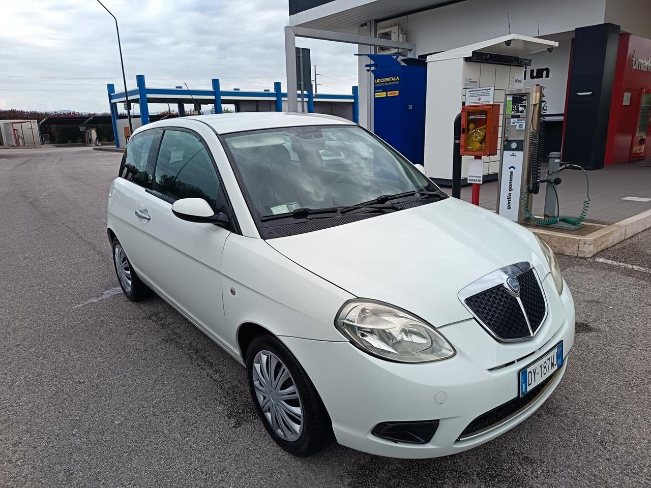 Lancia Ypsilon 1.4 Oro Ecochic GPL ok neo patente