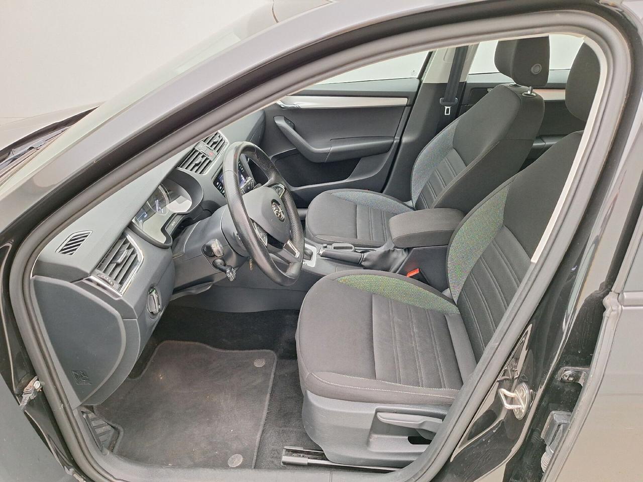 Skoda Octavia 1.5 e-TEC DSG Wagon Executive