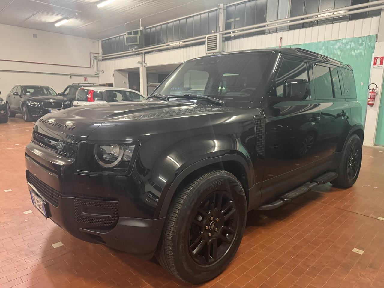 Land Rover Defender 110 3.0D I6 200 CV AWD Auto S