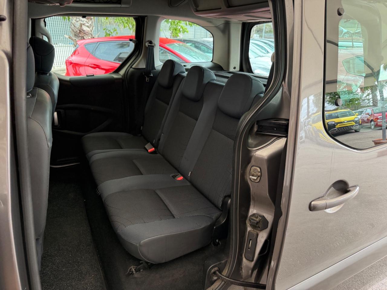 Peugeot Partner Tepee 1.6 HDi 92CV Outdoor