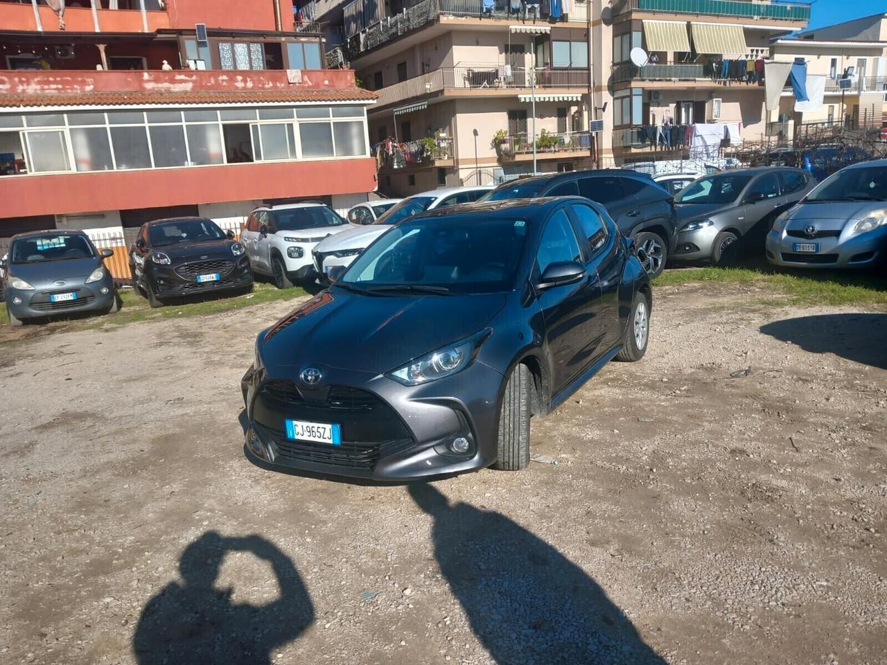 Toyota Connect 1.0 VVT-i 72 CV 5 porte x-play