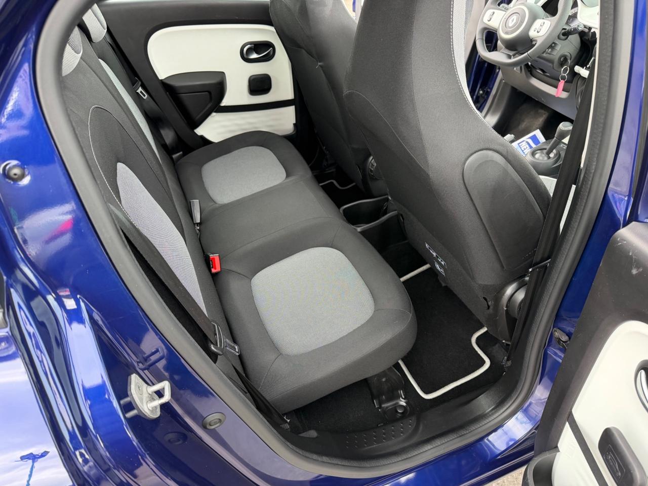 Renault Twingo TCe 90 CV EDC Intens