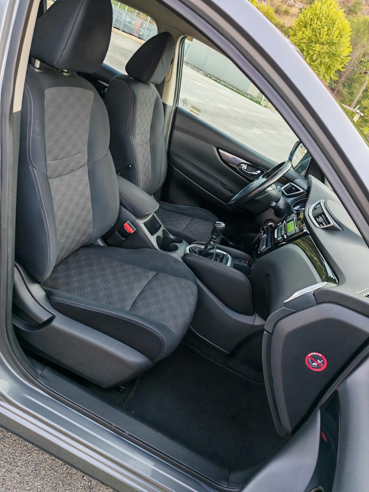 Nissan Qashqai 1.6 dCi DPF Tekna