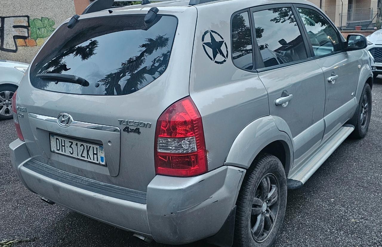 Hyundai Tucson 2.0 4x4 GUIDABILE DA NEOPATENTATI
