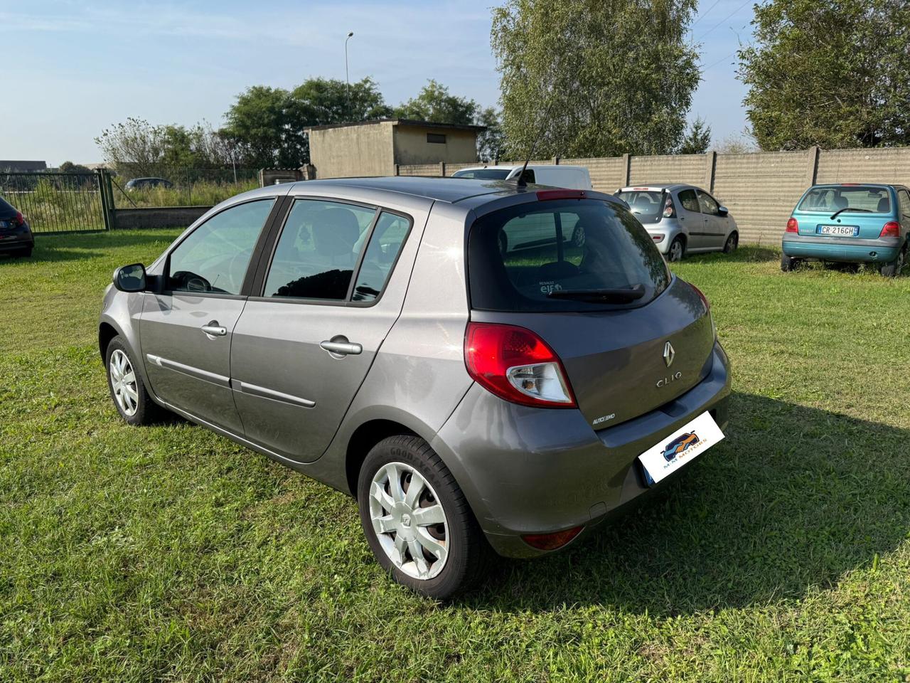 Renault Clio 1.2 16V 5 porte NAVI