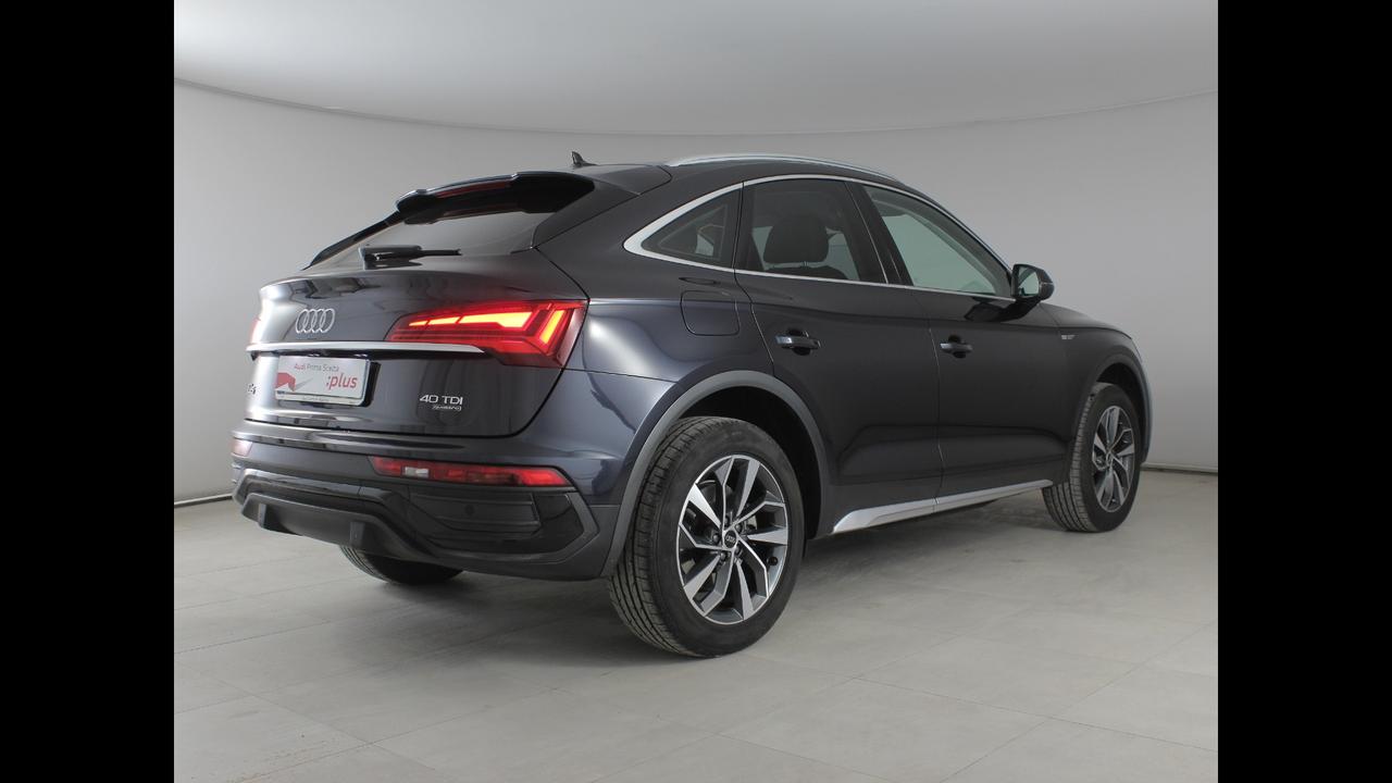 AUDI Q5 I Sportback 2021 - Q5 Sportback 40 2.0 tdi mhev 12V Business Advanced quattro s-tronic
