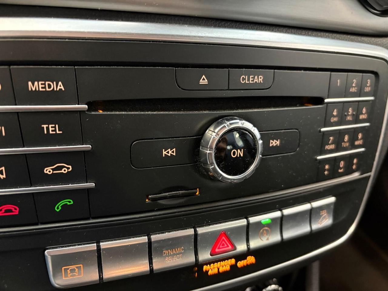 Mercedes-benz GLA 220 d PREMIUM 4Matic Automatic