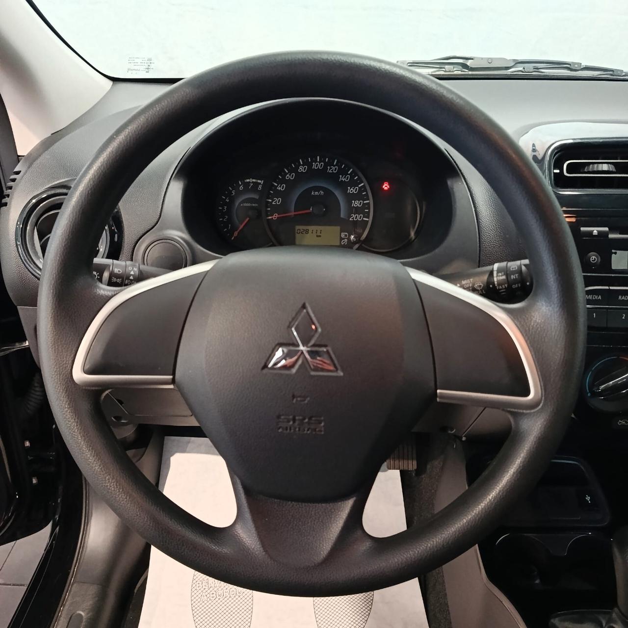 Mitsubishi Space Star 1.0 Invite SOLO 28000KM