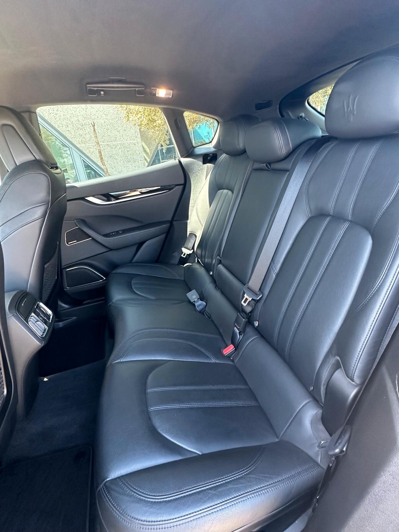 Maserati Levante Gransoprt Super Offerta T-stock prezzo imperdibile
