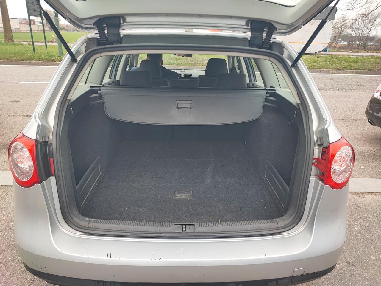 Volkswagen Passat 1.9 TDI/105CV Var. Comfortline