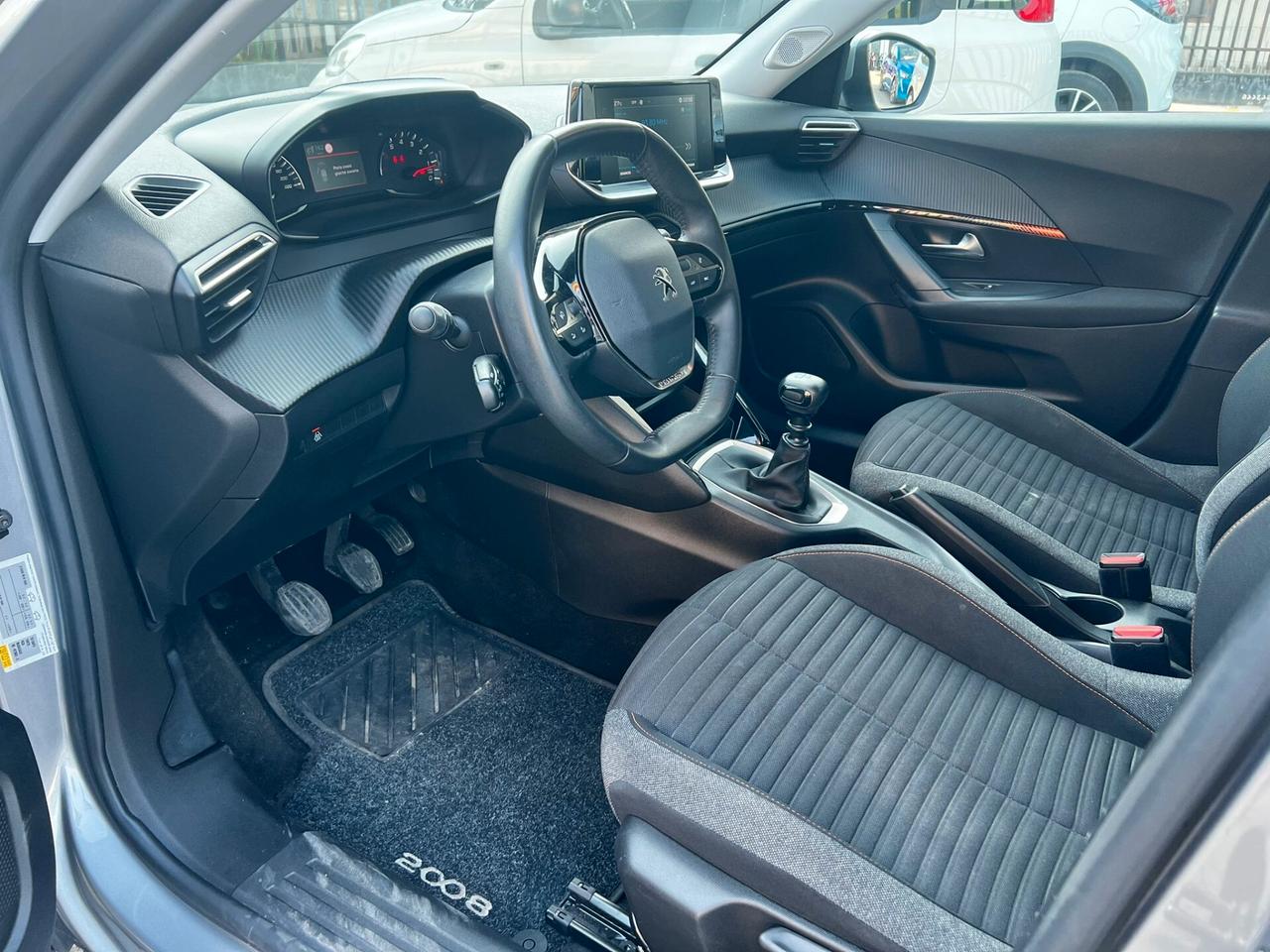 Peugeot 2008 Blue HDI 1.5 SRS Active