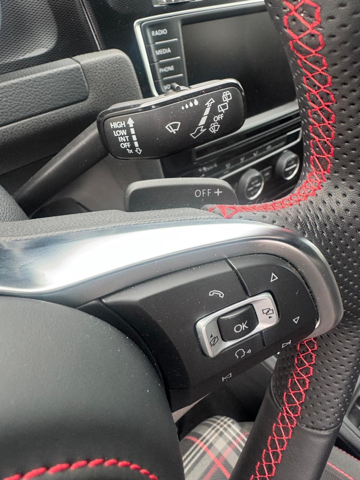 Volkswagen Golf GTI 2.0 DSG 5p. Garanzia