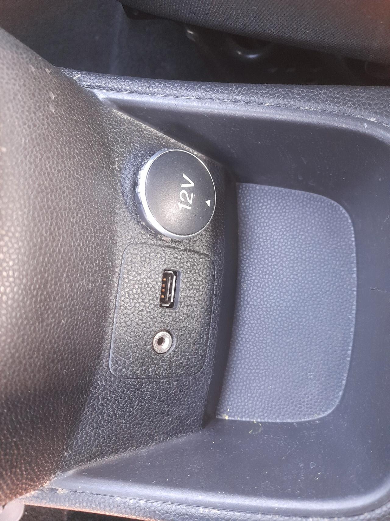 Ford Fiesta 1.5 TDCi 75CV 5 porte