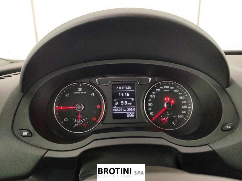 Audi Q3 2.0 TDI 120cv Business