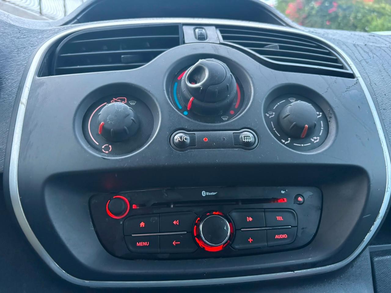 Renault Kangoo Maxi 1.5 dCi 90 CV Diesel – 2015 – 214.000 km