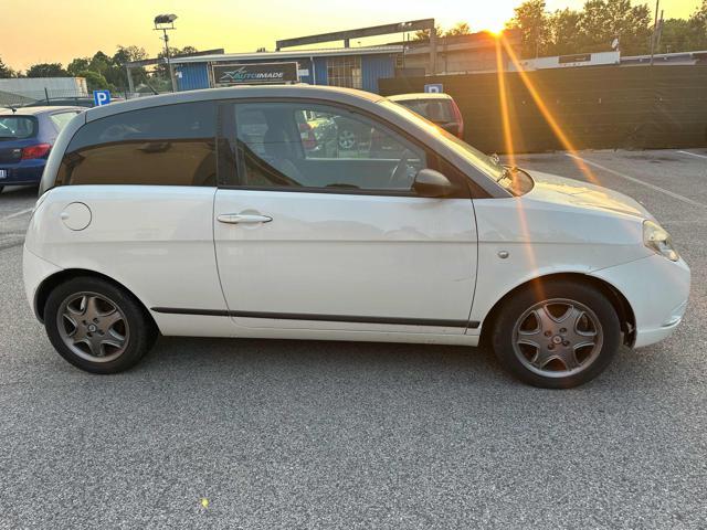 LANCIA Ypsilon 1.3 MJT 75 CV Argento