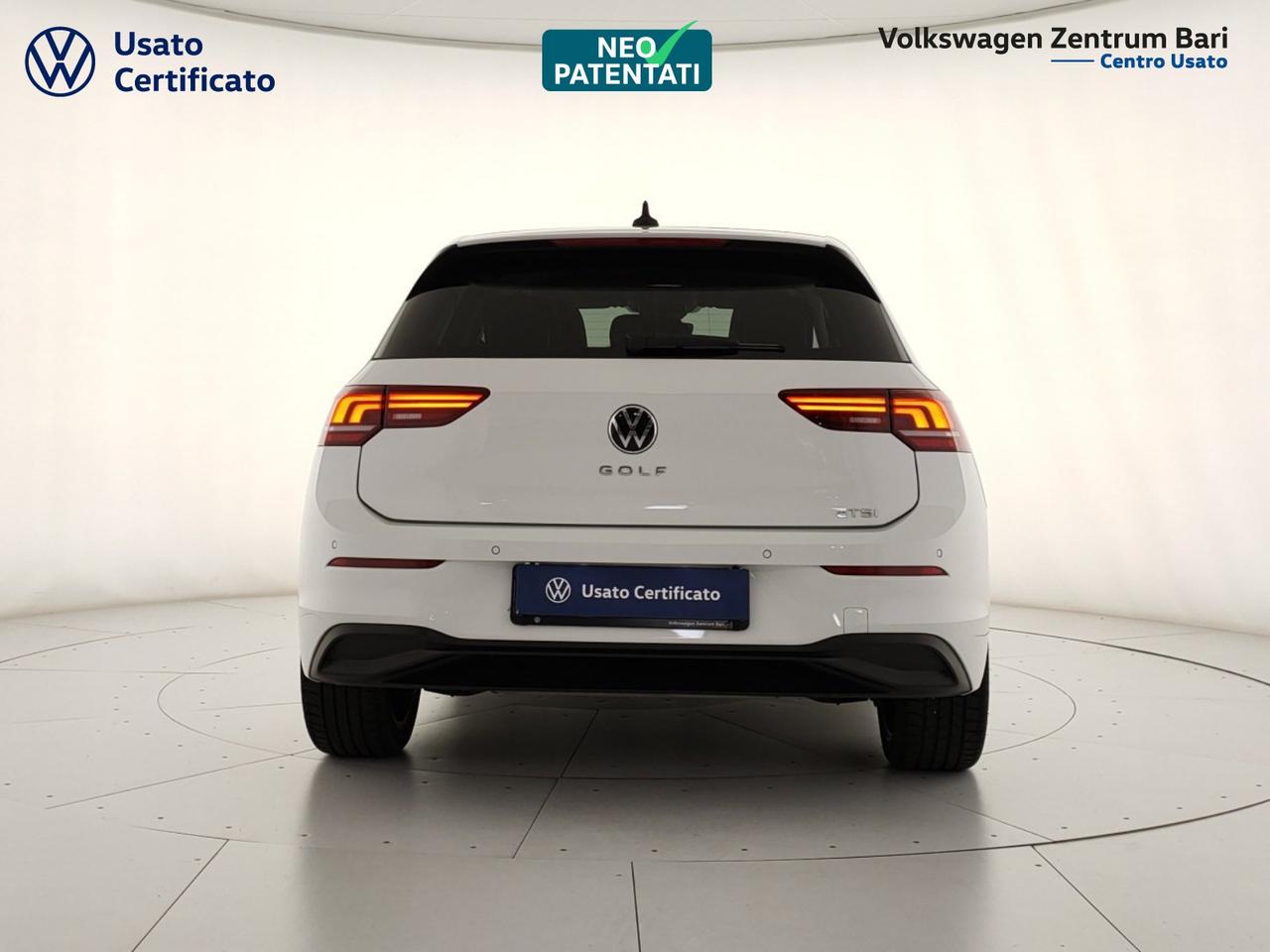 Volkswagen Golf 1.5 etsi life 115cv dsg