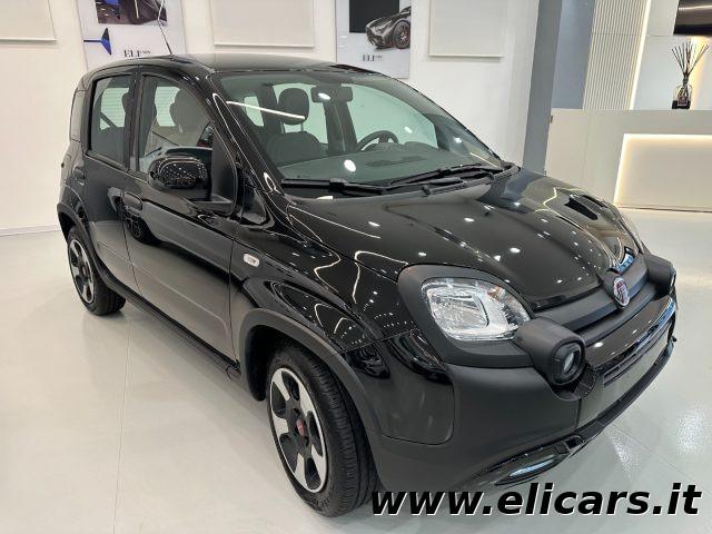 FIAT Panda 1.0 FireFly S&S Hybrid City Cross