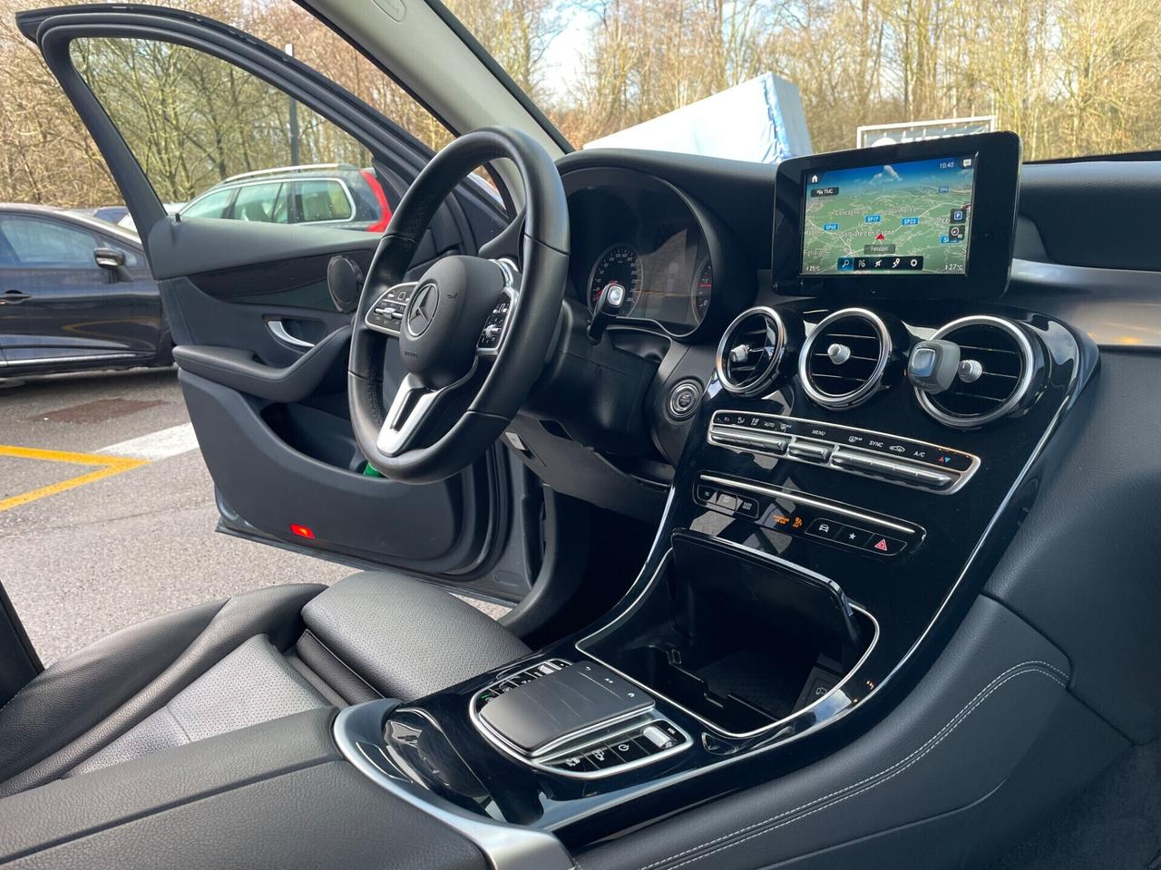 Mercedes-benz GLC 220 d 4Matic*Navi*Car play*Pelle*Solo 53000