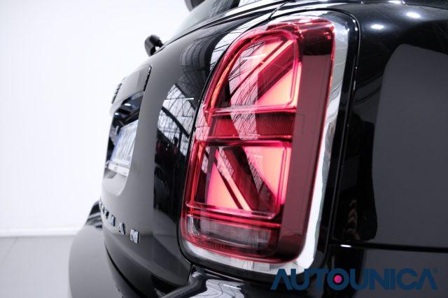 MINI Countryman 1.5 COOPER ESSENTIAL AUTOMATICA
