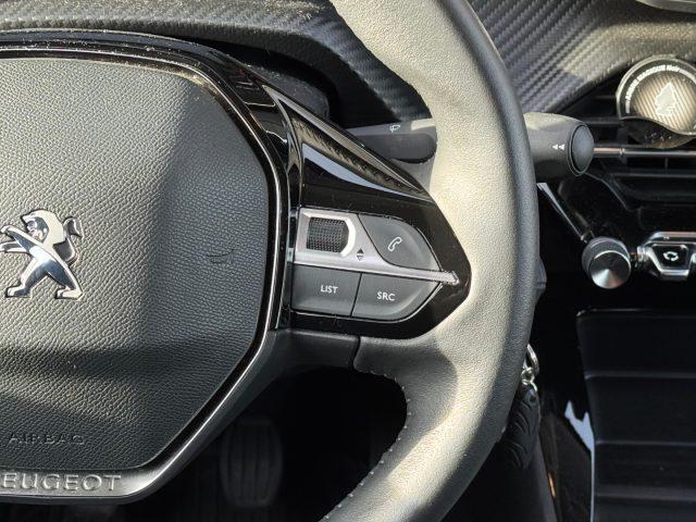 PEUGEOT 208 PureTech 100 Active Pack Unicoprop. LED Technology