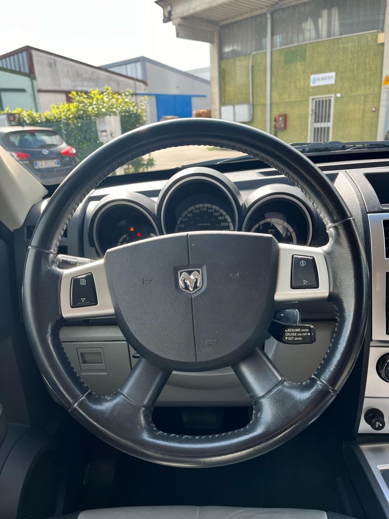 Dodge Nitro 4x4 Automatica