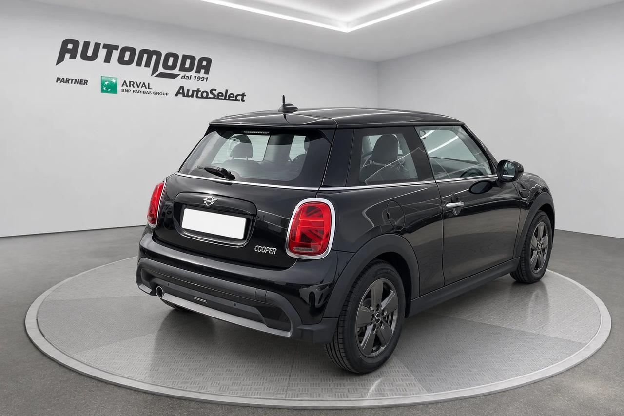 Mini Cooper 3p 1.5 Cooper Essential Premium Mid Package