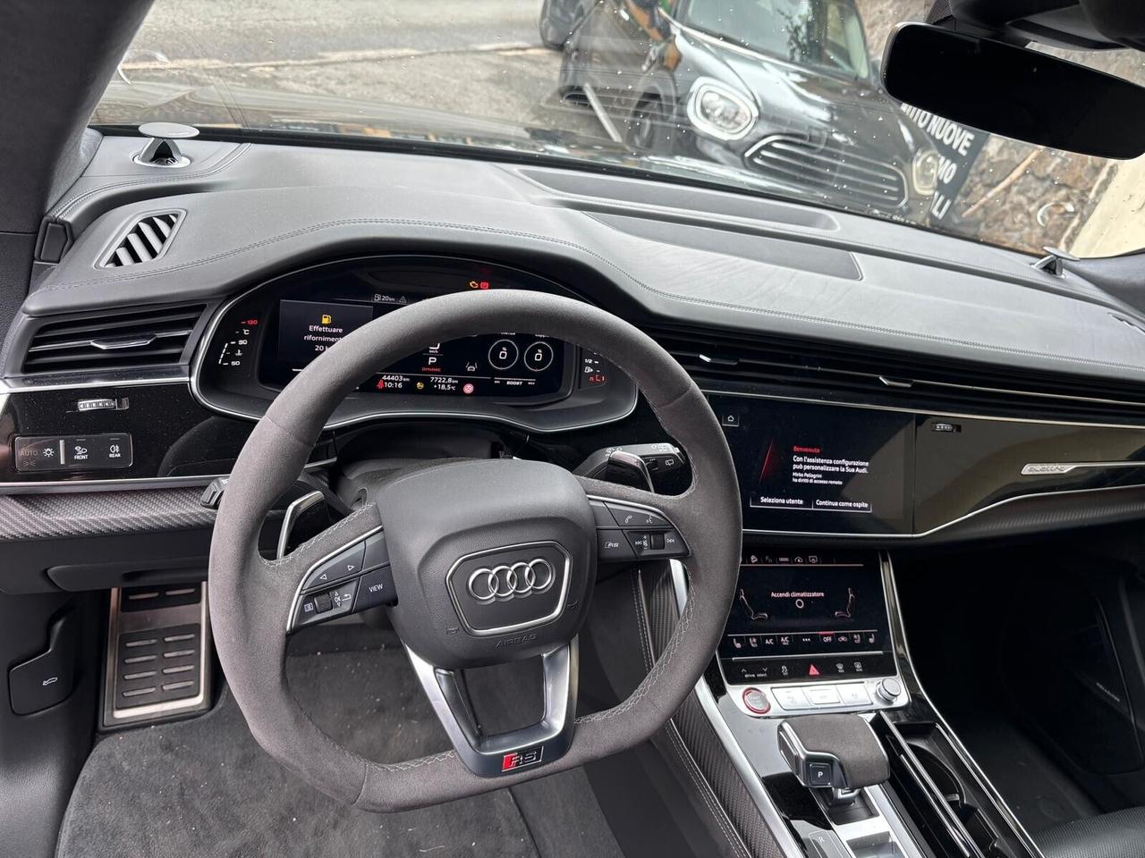 Audi Q8 RS TFSI V8 quattro tiptronic