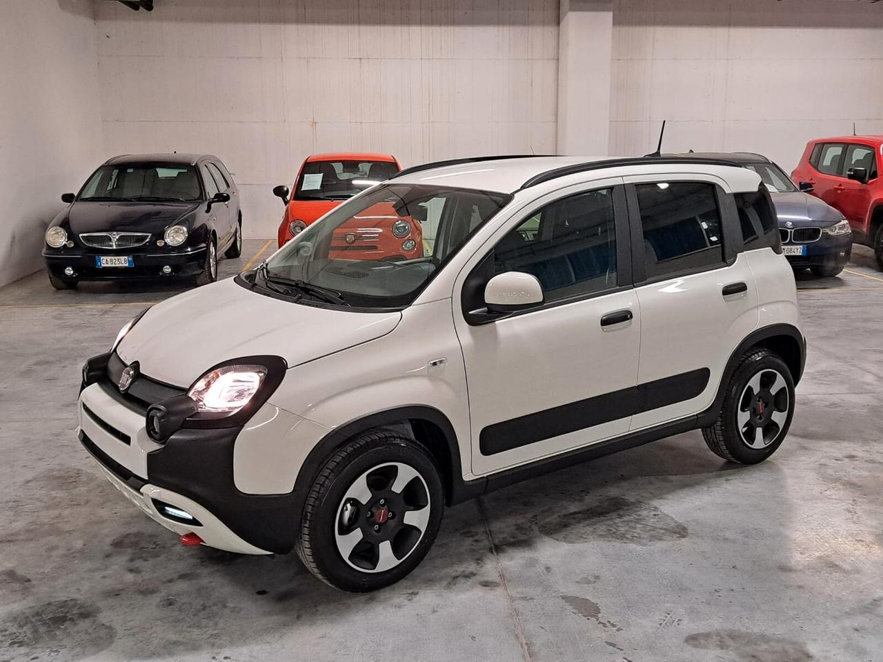 Fiat Panda 1000 FireFly Hybrid 70CV Cross 5 Porte Km. 0