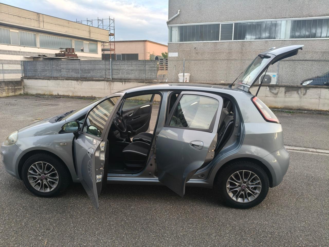 Fiat Punto Evo 1.3 Mjt 5 porte 12 SOLO 102.000 KM