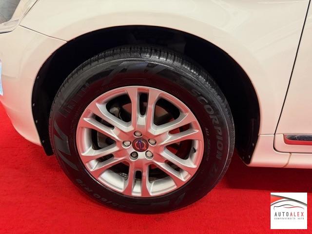 VOLVO - XC60 2.0 d4 Inscription Kinetic 181cv geartronic
