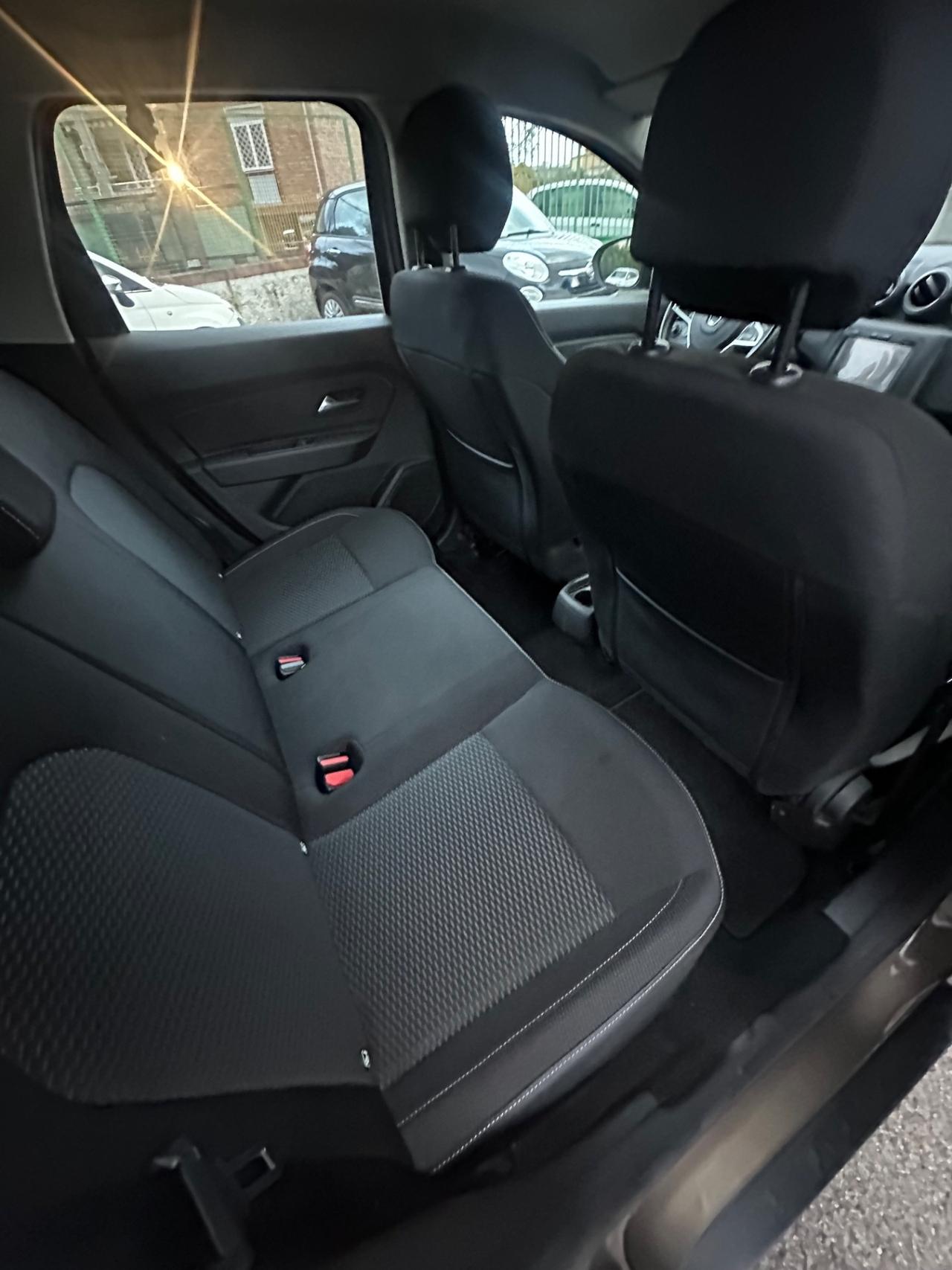 Dacia Duster 1.6 SCe GPL 4x2 Prestige