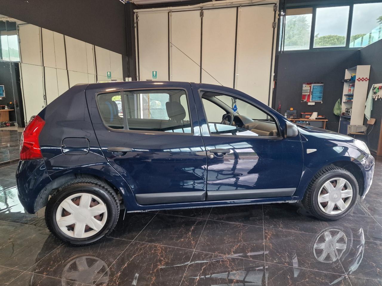 Dacia Sandero 1.2 16V Lauréate, 120 mila chilometri