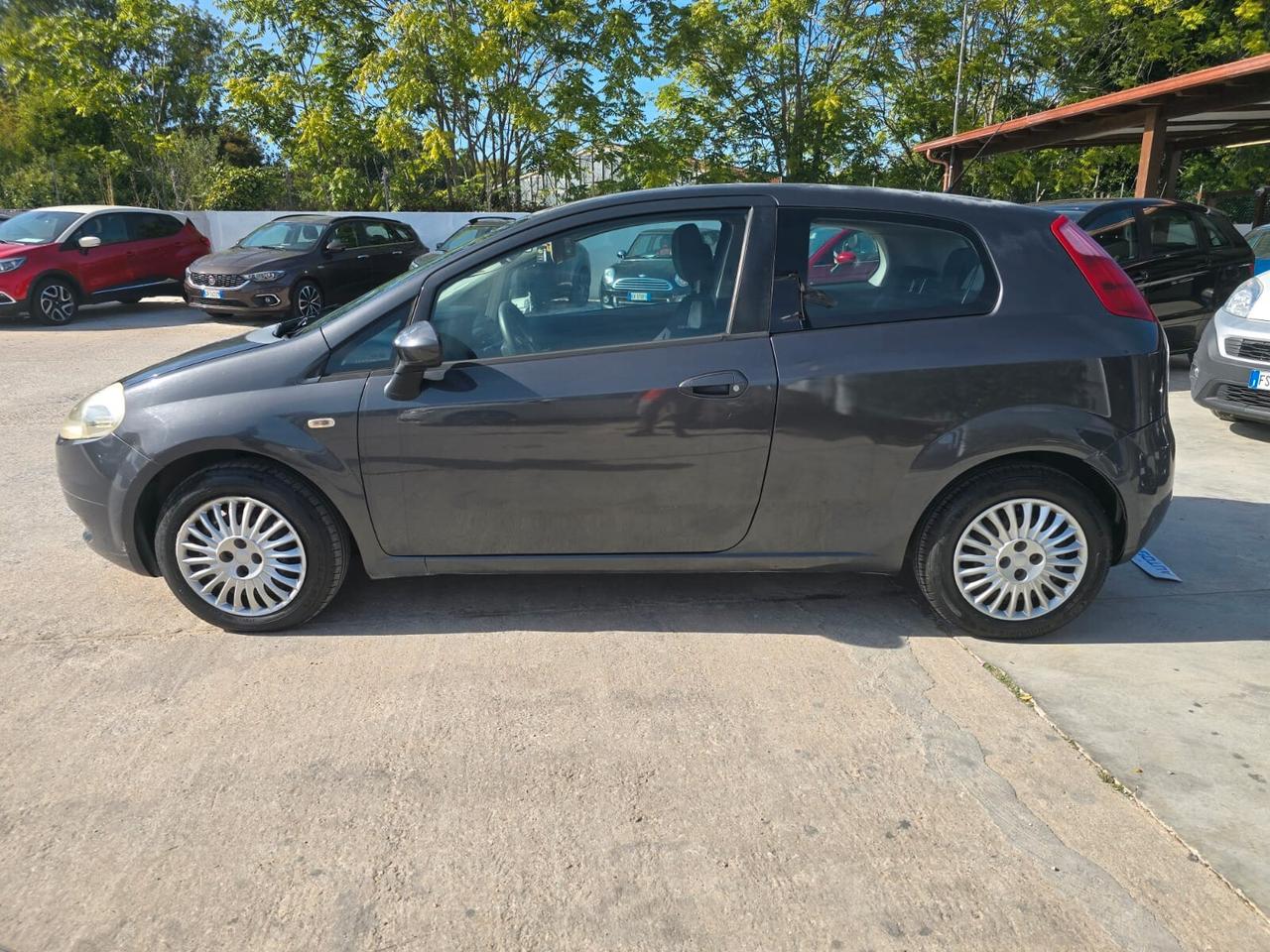 Fiat Grande Punto 1.3 MJT 75 CV 3 porte Active