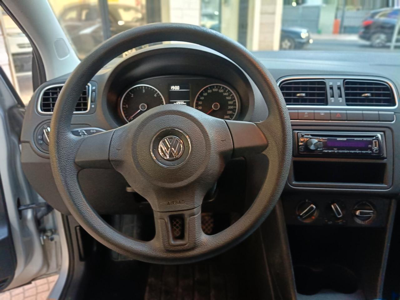 VOLKSWAGEN POLO 1.2 TDI-NEOPATENTATI-Euro 6490-