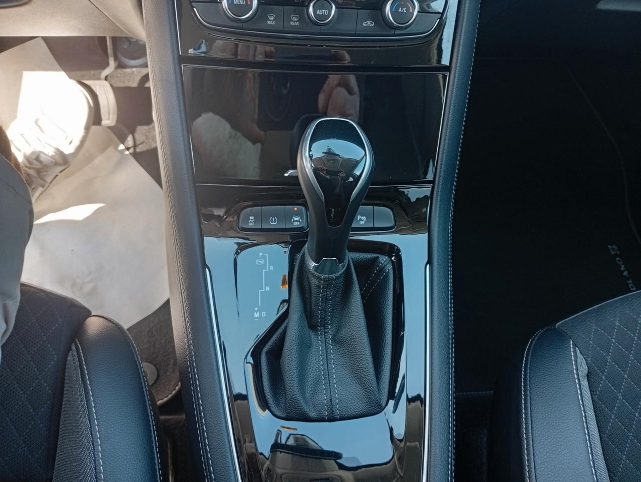 Opel Grandland X 1.5 diesel Ecotec Start&Stop aut. NEOPATENTATI OK
