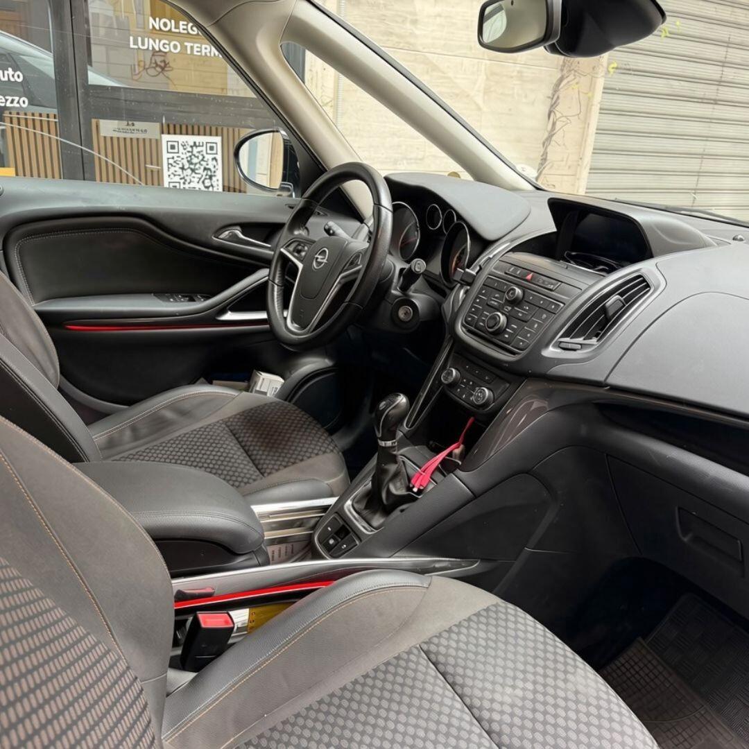 Opel Zafira Tourer 1.6 CDTi - 120CV