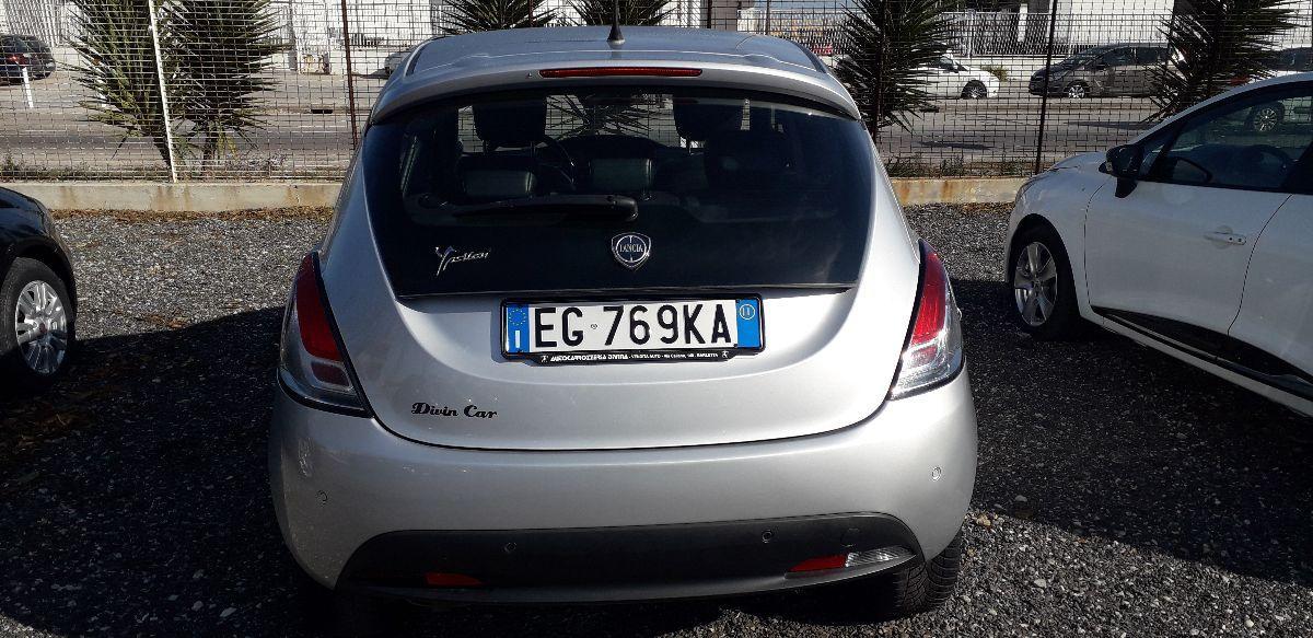 LANCIA - Ypsilon - 1.2 69 CV 5 porte S&S Silver