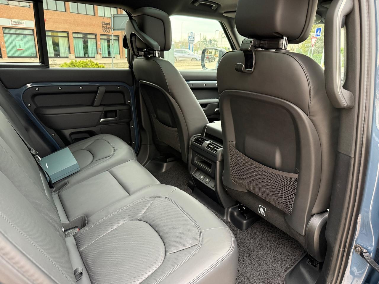 Land Rover Defender 300 CV - SUBENTRO LEASING