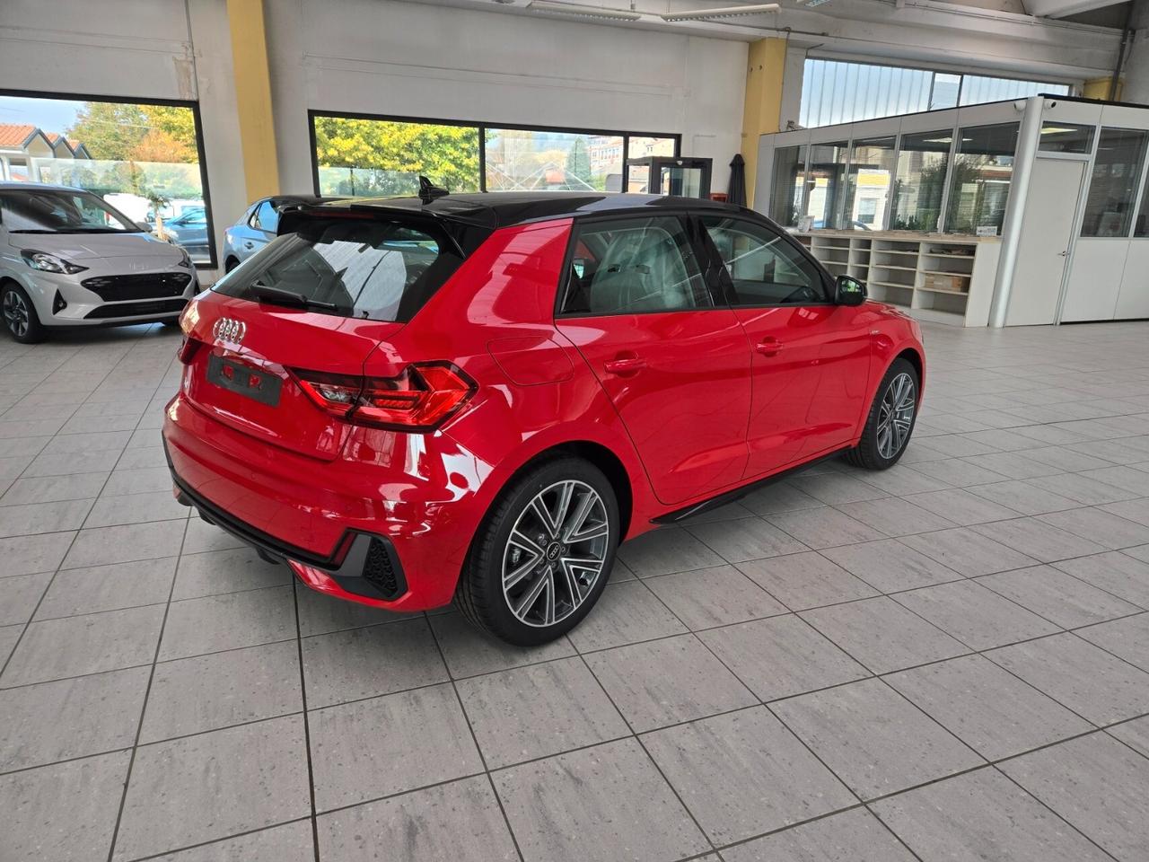 Audi A1 SPB 30 TFSI S tronic line edition