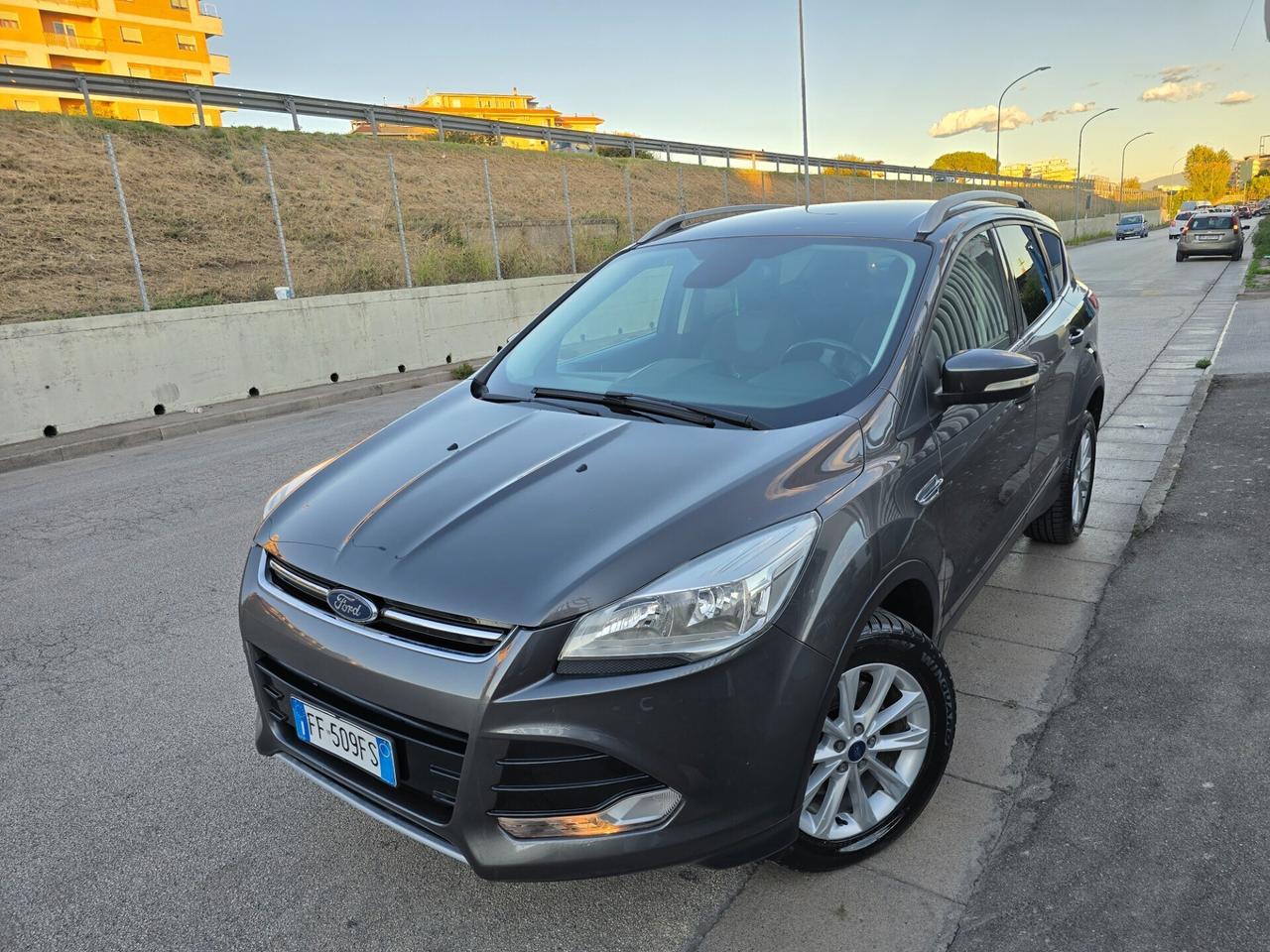 Ford Kuga 2.0 TDCI 150 CV S&S 2WD Titanium