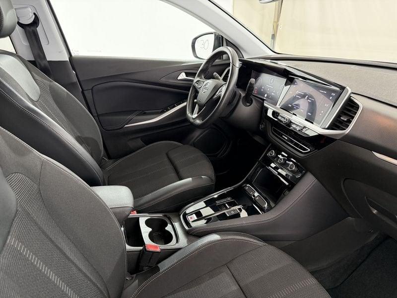 Opel Grandland 1.5 130cv AT8 Business Elegance